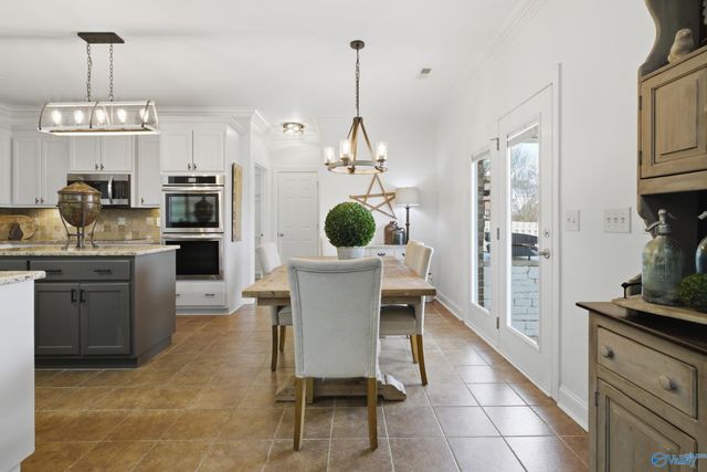 4813 Cove Valley Drive, Owens Cross Roads, AL 35763