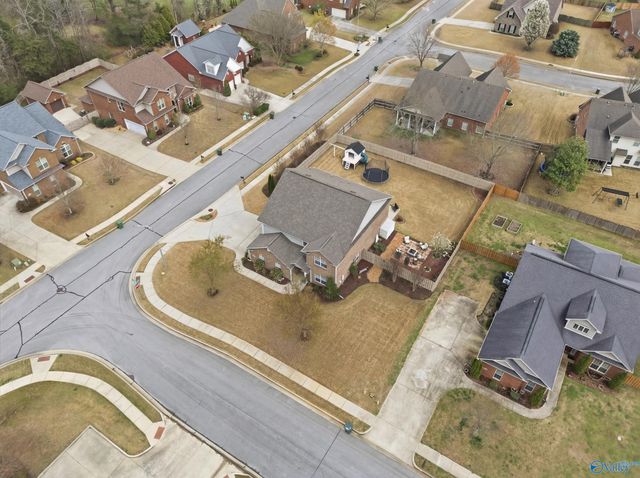 4813 Cove Valley Drive, Owens Cross Roads, AL 35763