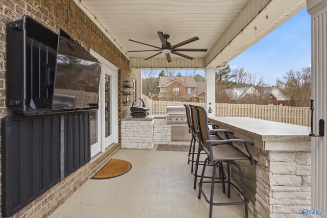 4813 Cove Valley Drive, Owens Cross Roads, AL 35763