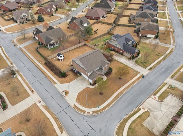 4813 Cove Valley Drive, Owens Cross Roads, AL 35763