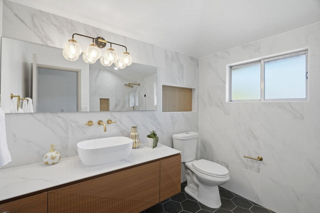 1789 Linnet Lane, Sunnyvale, CA 94087