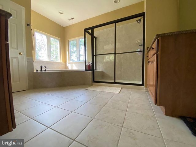 207 CHERRY TREE CT, Franklinville, NJ 08322