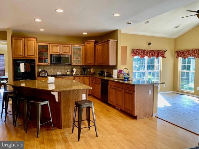 207 CHERRY TREE CT, Franklinville, NJ 08322