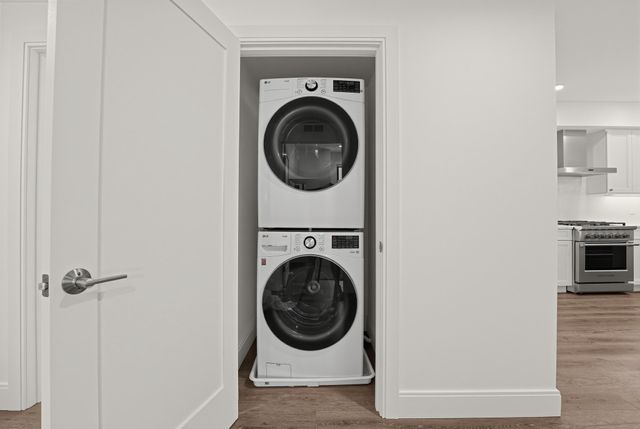 765 E 3rd St 406, Boston, MA 02127