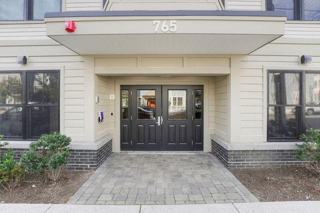 765 E 3rd St 406, Boston, MA 02127