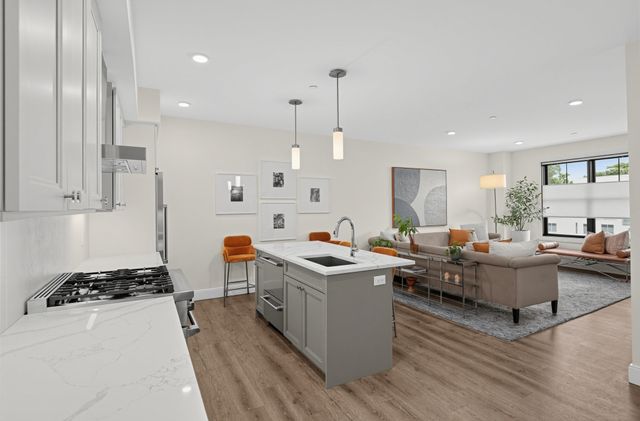 765 E 3rd St 406, Boston, MA 02127