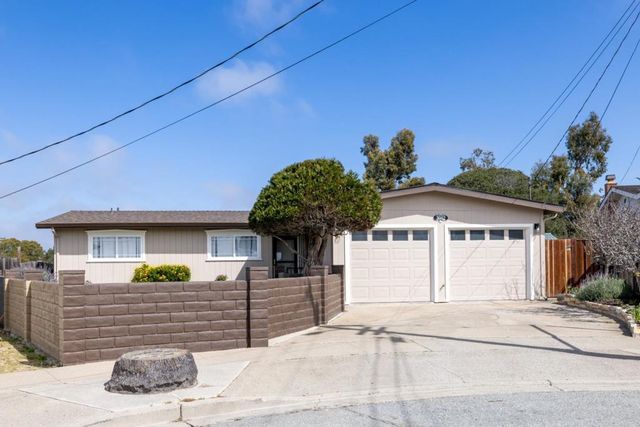 3062 Eddy Circle, Marina, CA 93933
