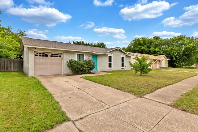 732 Hillside Drive, Burleson, TX 76028