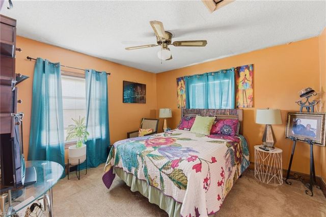 2360 Dellabrook Road, Winston-salem, NC 27105