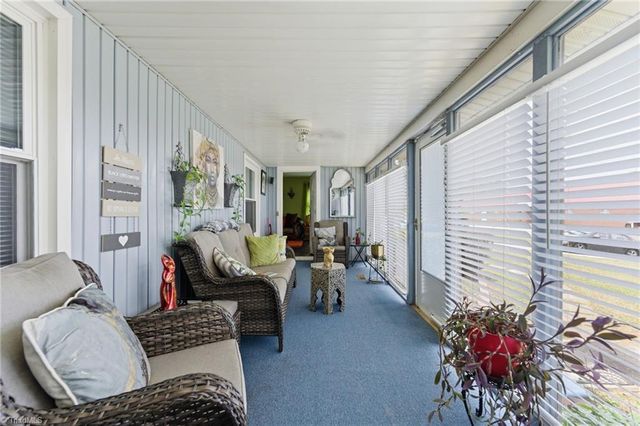2360 Dellabrook Road, Winston-salem, NC 27105