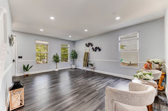 6304 Southridge Drive, Plainfield, IL 60586