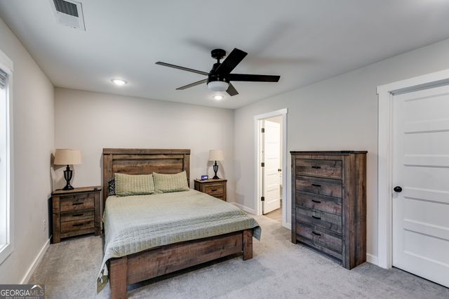 132 Pinnacle Way, Carrollton, GA 30117