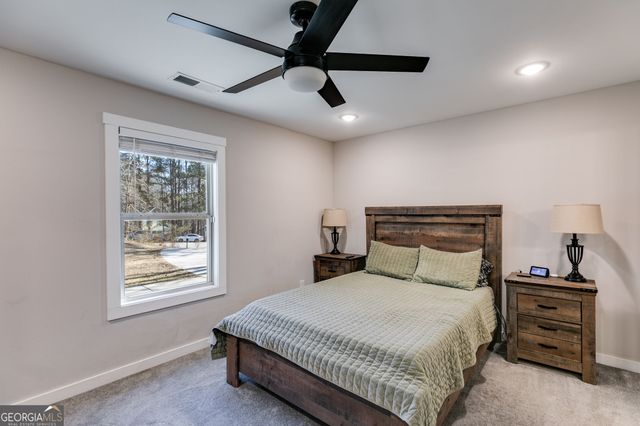 132 Pinnacle Way, Carrollton, GA 30117