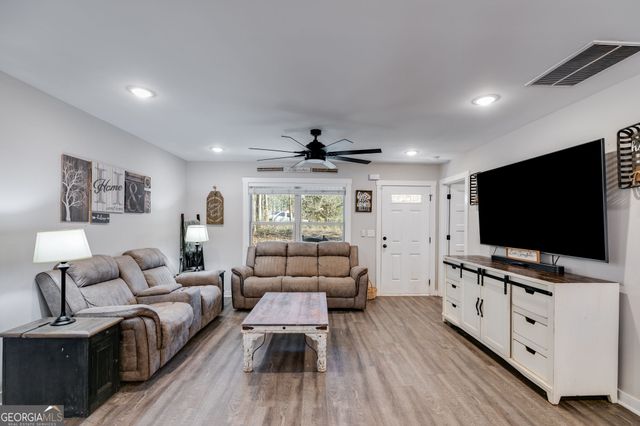 132 Pinnacle Way, Carrollton, GA 30117