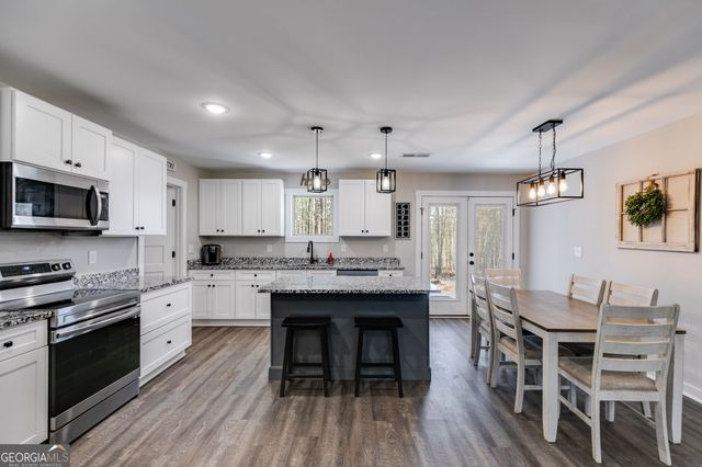 132 Pinnacle Way, Carrollton, GA 30117