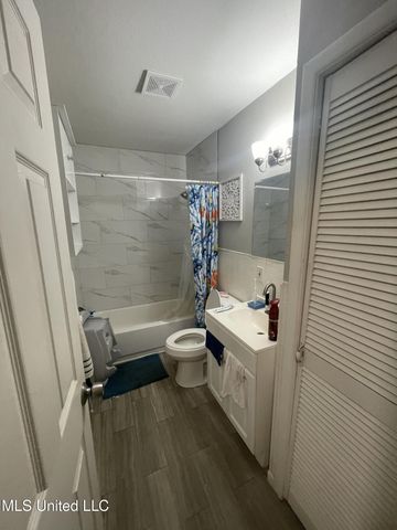 364 Hiller Drive, Biloxi, MS 39531