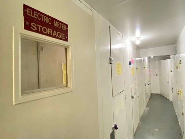 860 E Old Willow Road 221, Prospect Heights, IL 60070