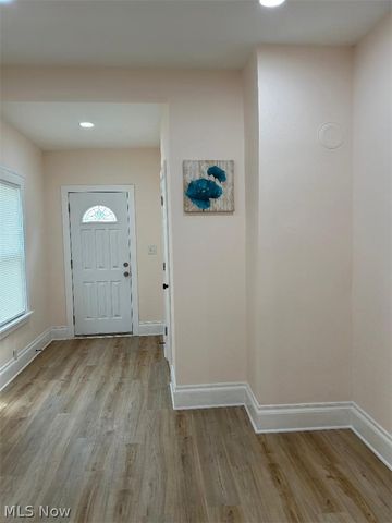 3279 W 97 Street, Cleveland, OH 44102