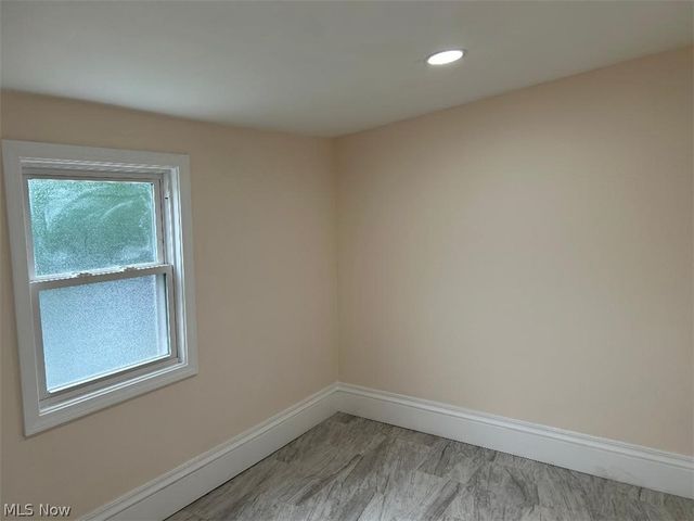 3279 W 97 Street, Cleveland, OH 44102