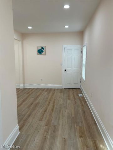 3279 W 97 Street, Cleveland, OH 44102