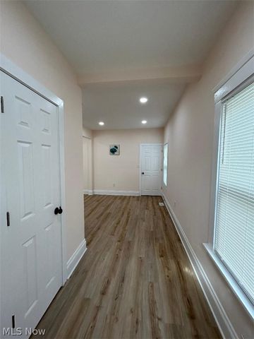 3279 W 97 Street, Cleveland, OH 44102