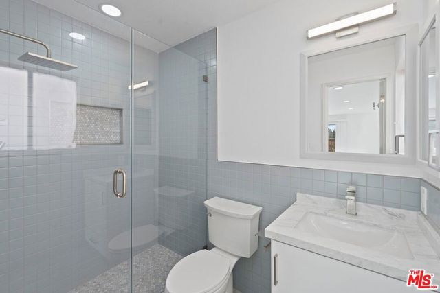 122 Buccaneer Street 3, Marina Del Rey, CA 90292