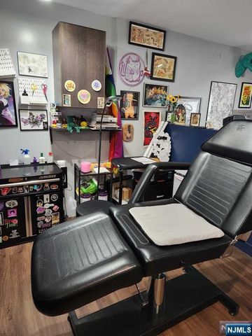 1-3 Hillside 5, Tenafly, NJ 07670