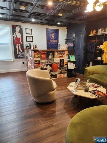 1-3 Hillside 5, Tenafly, NJ 07670