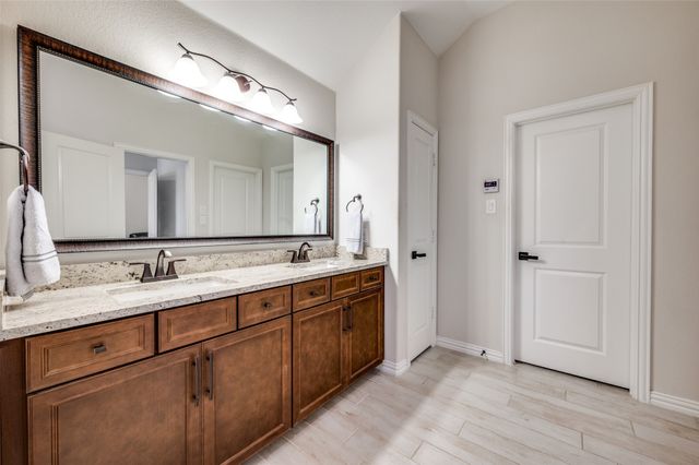 5638 Niagara Road, The Colony, TX 75056