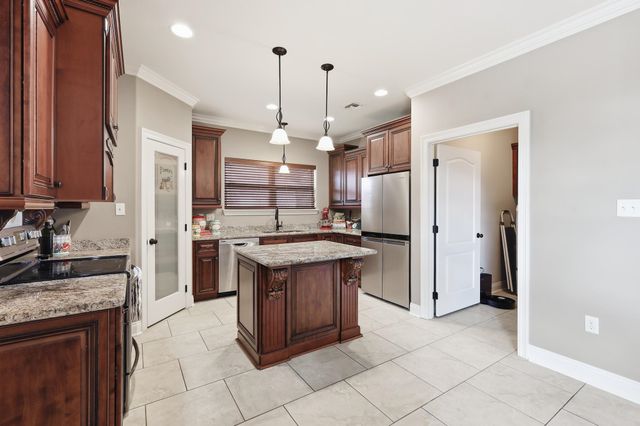 202 Turner St, Schriever, LA 70395