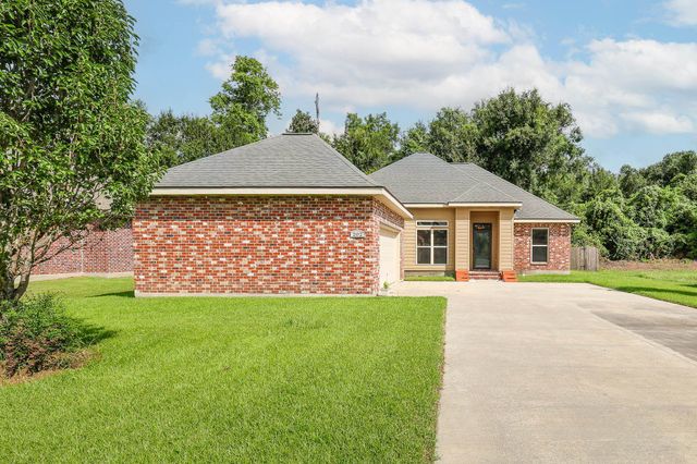 202 Turner St, Schriever, LA 70395