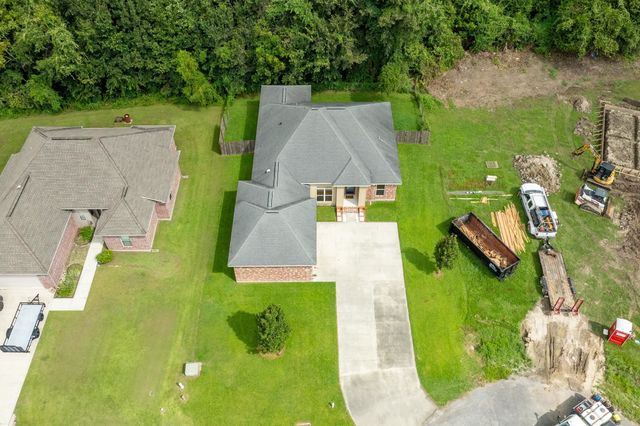 202 Turner St, Schriever, LA 70395