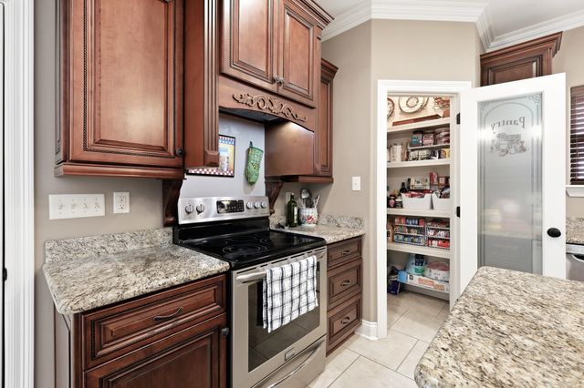 202 Turner St, Schriever, LA 70395