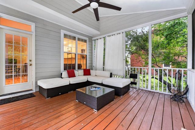 200 Oak Point Landing Drive, Mount Pleasant, SC 29464