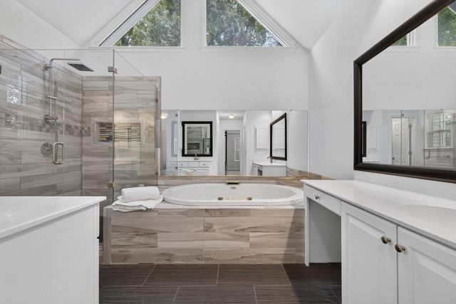 200 Oak Point Landing Drive, Mount Pleasant, SC 29464