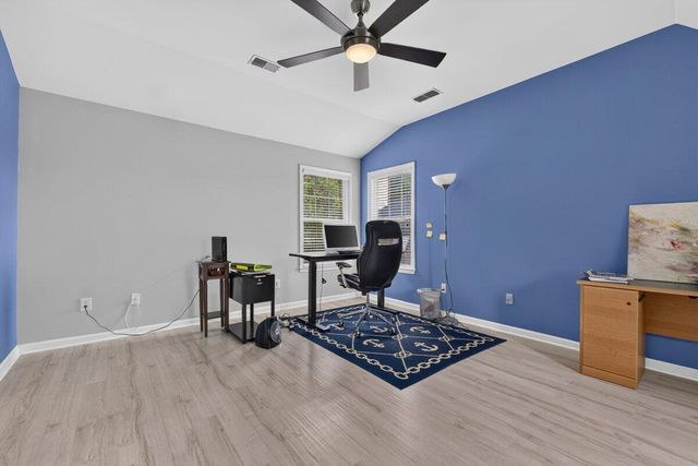 200 Oak Point Landing Drive, Mount Pleasant, SC 29464
