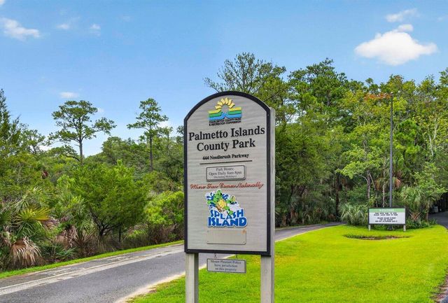 200 Oak Point Landing Drive, Mount Pleasant, SC 29464