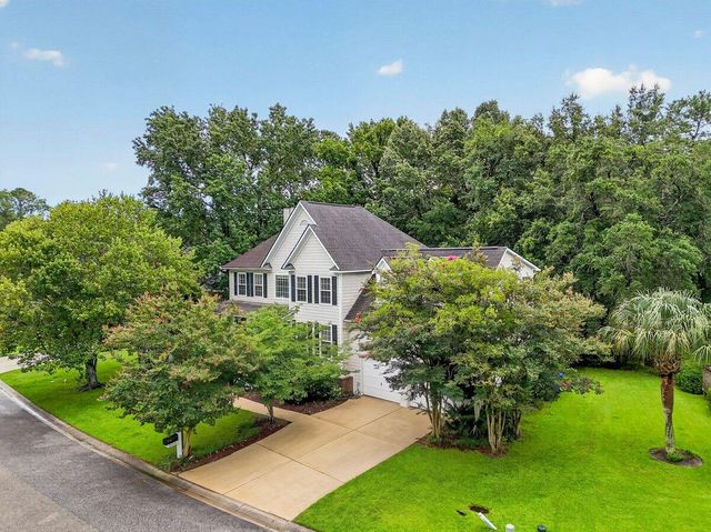 200 Oak Point Landing Drive, Mount Pleasant, SC 29464