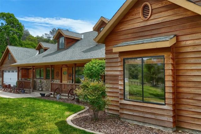 32028 Cattle Way, Coarsegold, CA 93614