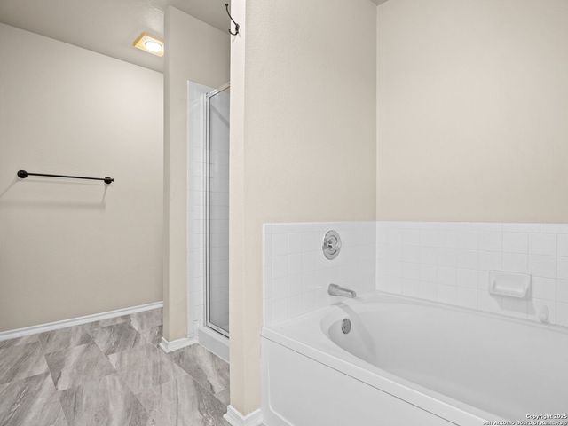 511 SHANNON ROSE, San Antonio, TX 78260