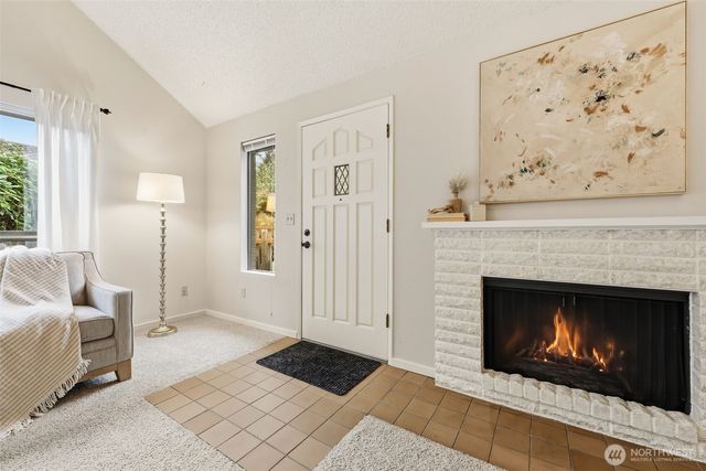 24705 12th Avenue S, Des Moines, WA 98198