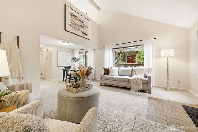 24705 12th Avenue S, Des Moines, WA 98198