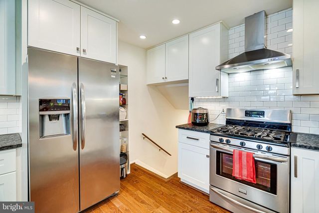 7606 JERVIS ST, Springfield, VA 22151