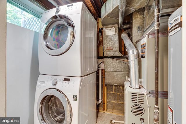 7606 JERVIS ST, Springfield, VA 22151