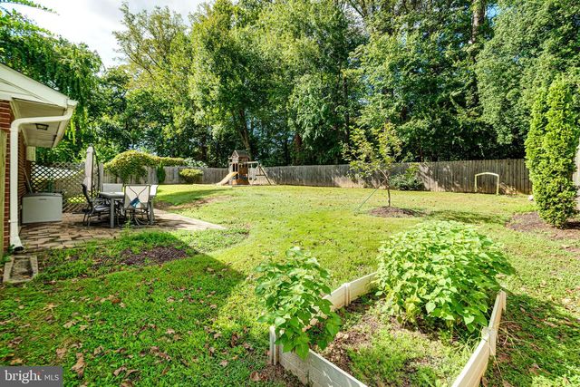 7606 JERVIS ST, Springfield, VA 22151