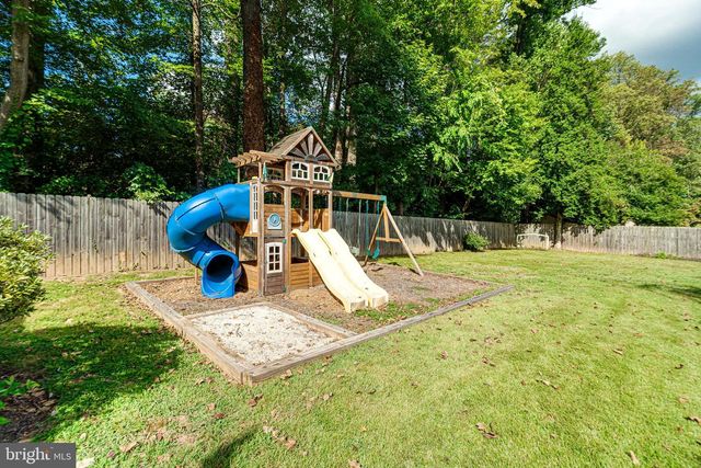 7606 JERVIS ST, Springfield, VA 22151