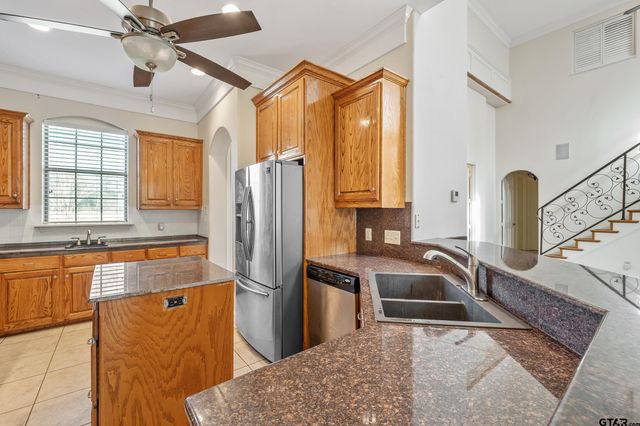 18008 FM 2015, Tyler, TX 75706