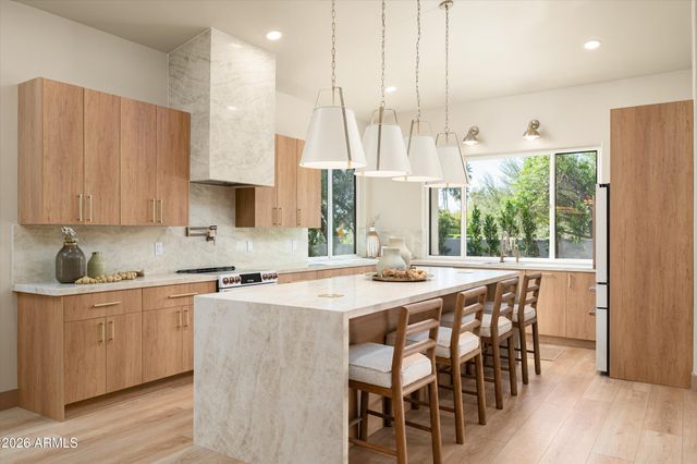 23335 N COUNTRY CLUB Trail, Scottsdale, AZ 85255