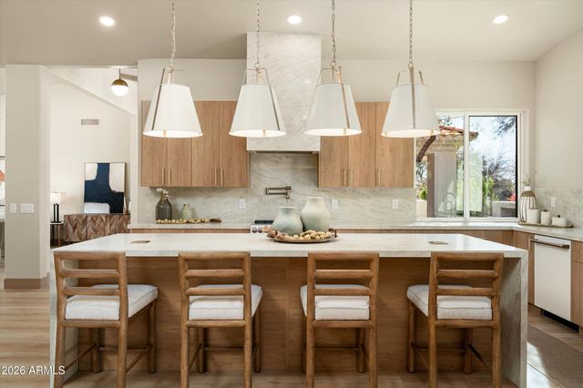 23335 N COUNTRY CLUB Trail, Scottsdale, AZ 85255