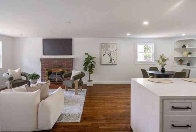 52 Valley Road, Boston, MA 02124